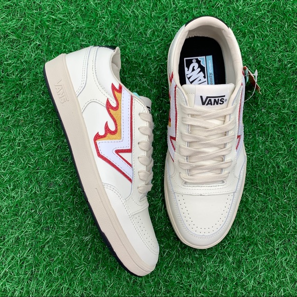 Vans Lowland - Picture 4 of 8